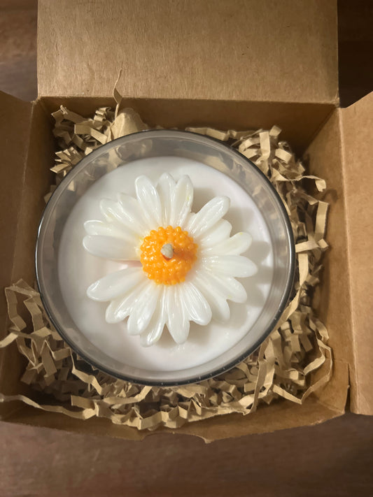 Daisy candle